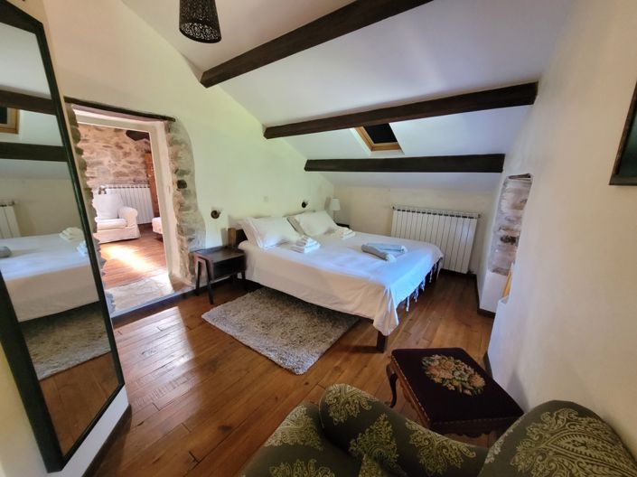 Image No.13-5 Bed House for sale