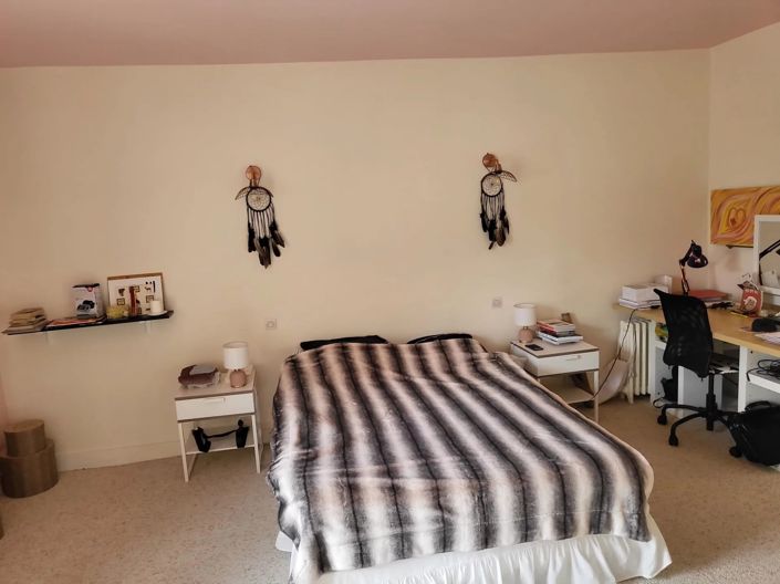 Image No.6-6 Bed House for sale