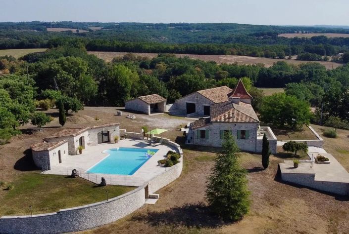 Image No.1-4 Bed House for sale