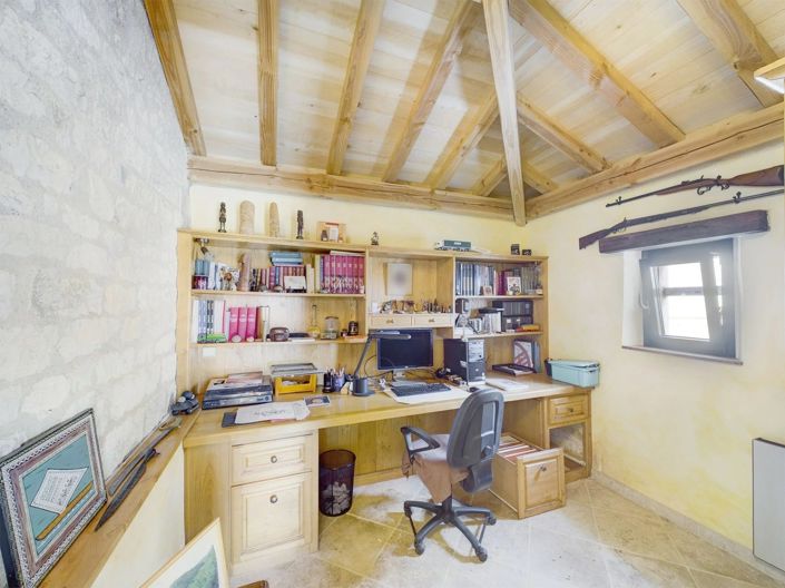 Image No.10-Maison de 4 chambres à vendre à Montcuq