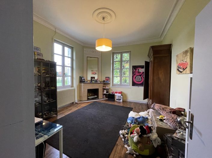 Image No.13-9 Bed House for sale