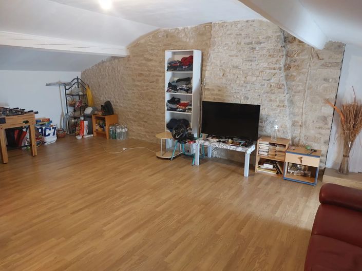 Image No.11-3 Bed House for sale