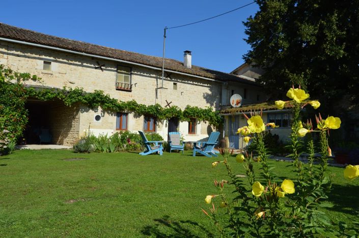 Image No.11-3 Bed House for sale