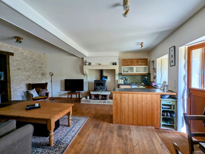 Image No.12-3 Bed House for sale