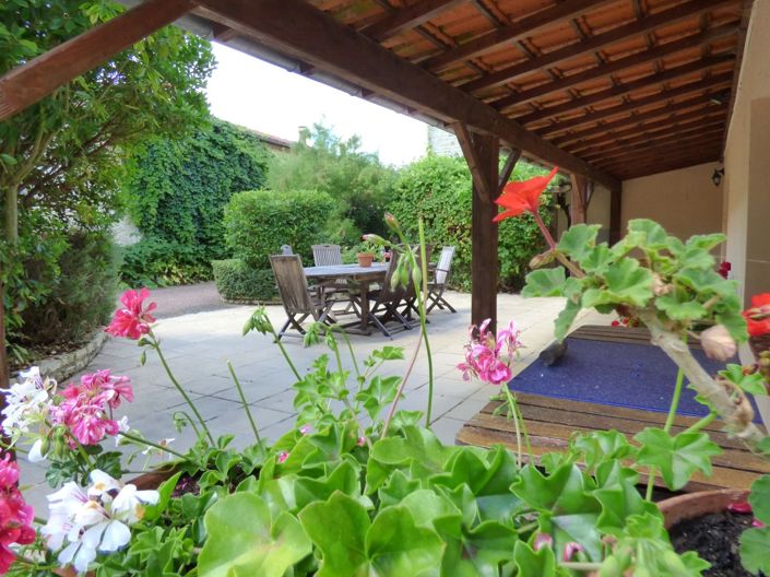 Image No.13-15 Bed Village House for sale