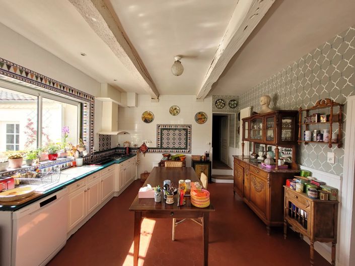 Image No.4-7 Bed House for sale