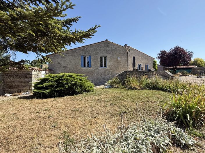 Image No.1-5 Bed House for sale
