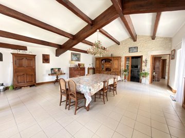 966ffe854f3923befce2fb67115a0b5e963371df2f409