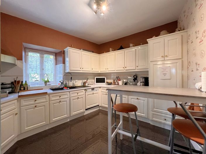 Image No.5-5 Bed House for sale