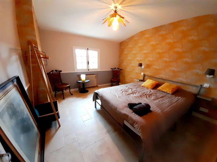 Image No.9-5 Bed House for sale