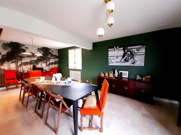 Image No.3-5 Bed House for sale