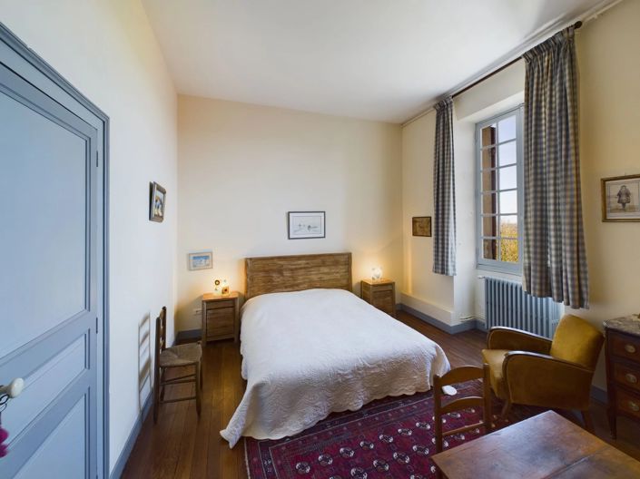Image No.14-11 Bed House for sale