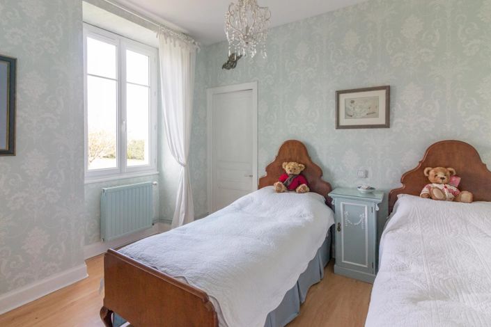 Image No.10-5 Bed House for sale