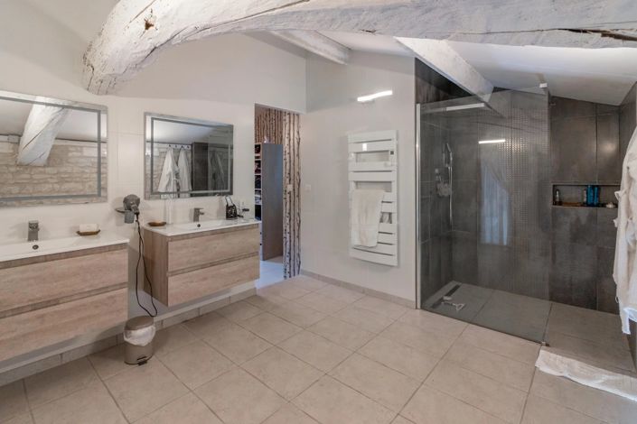 Image No.12-5 Bed House for sale