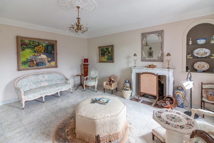 Image No.5-5 Bed House for sale