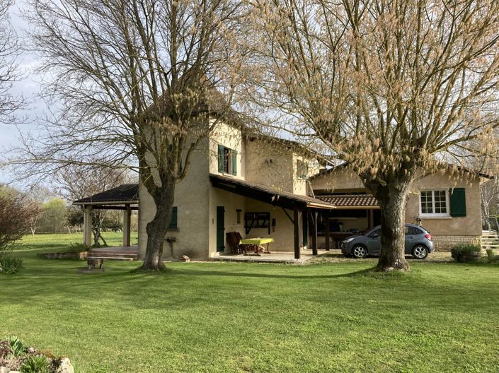 Image No.1-4 Bed House for sale