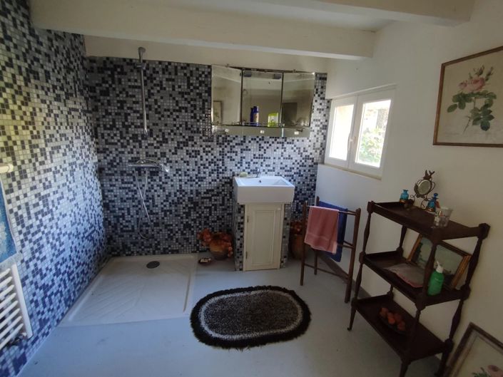 Image No.9-3 Bed House for sale