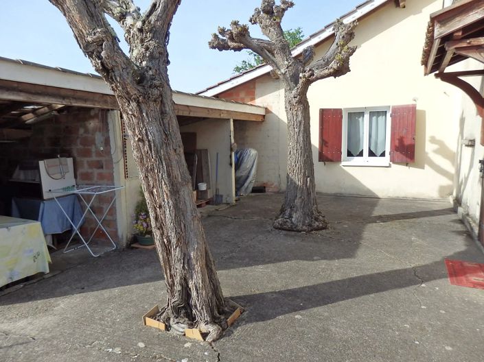 Image No.9-2 Bed House for sale