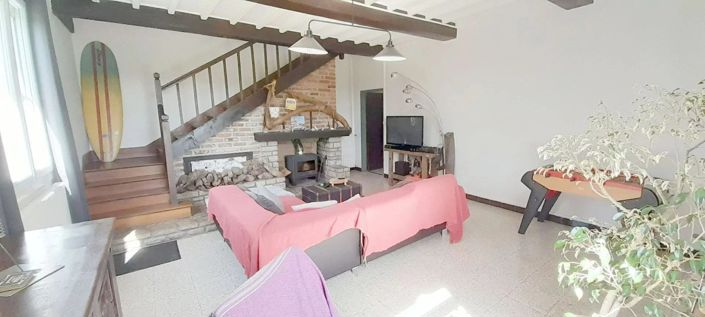 Image No.10-7 Bed House for sale