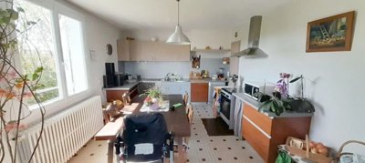 55d8c4ad8b72dd3f8a67a6bc1e243a392a66aedadf192