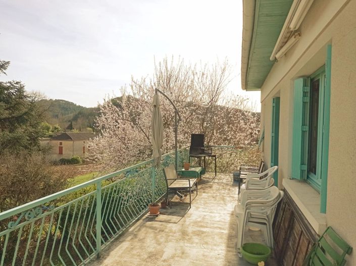 Image No.1-3 Bed House for sale