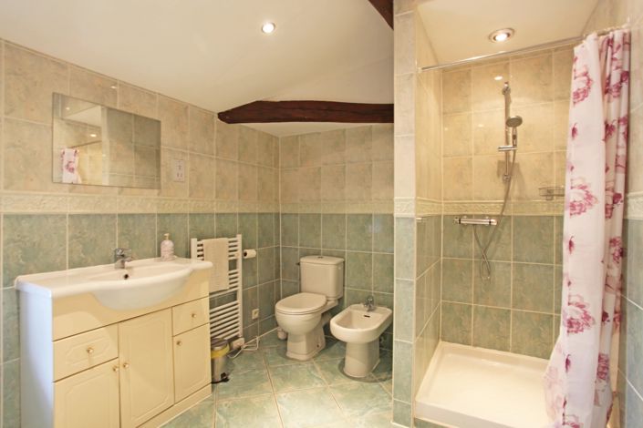 Image No.11-4 Bed House for sale