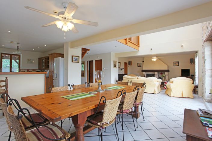 Image No.4-4 Bed House for sale