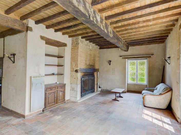 Image No.5-15 Bed House for sale