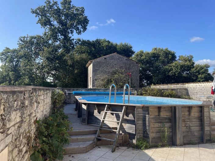 Image No.2-Maison de 5 chambres à vendre à Jonzac