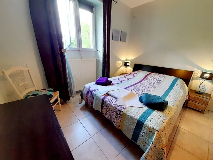 Image No.8-5 Bed House for sale