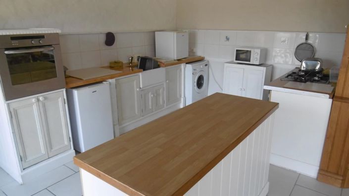 Image No.11-2 Bed House for sale