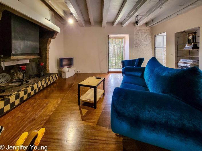 Image No.12-2 Bed House for sale