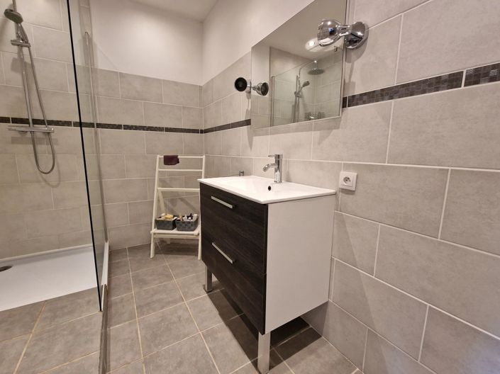 Image No.14-3 Bed House for sale