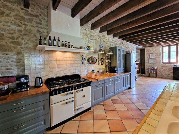 Image No.2-3 Bed House for sale