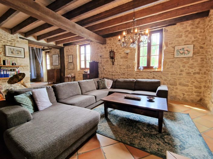 Image No.4-5 Bed House for sale
