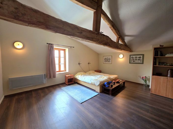 Image No.7-5 Bed House for sale