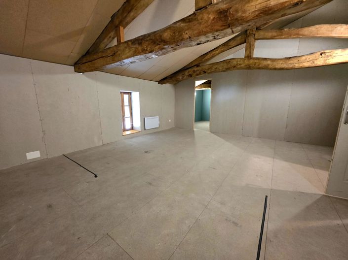 Image No.9-5 Bed House for sale