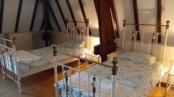 Image No.10-4 Bed House for sale