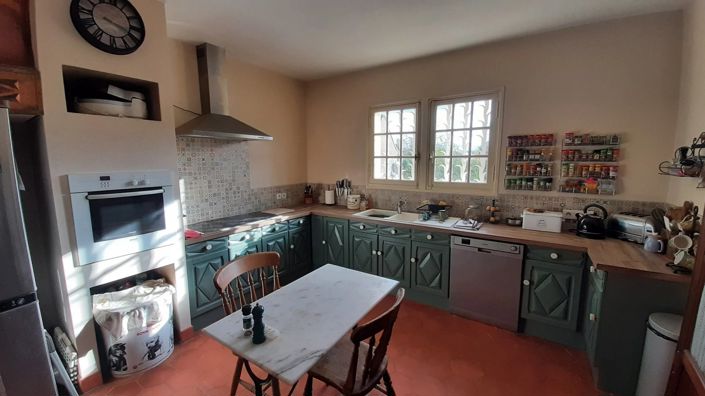 Image No.6-4 Bed House for sale