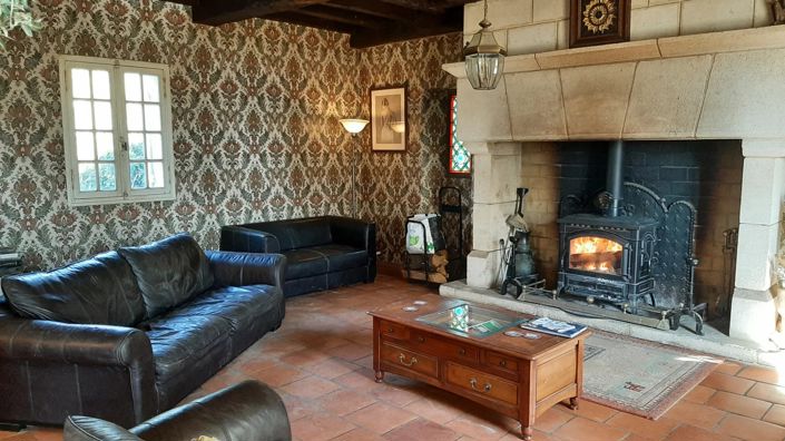 Image No.7-4 Bed House for sale