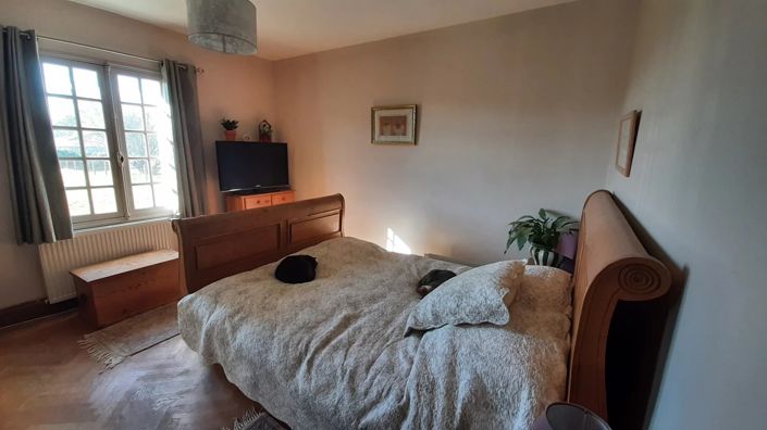 Image No.8-4 Bed House for sale