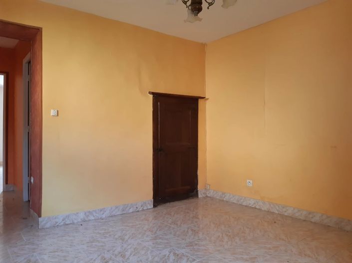 Image No.4-1 Bed Village House for sale