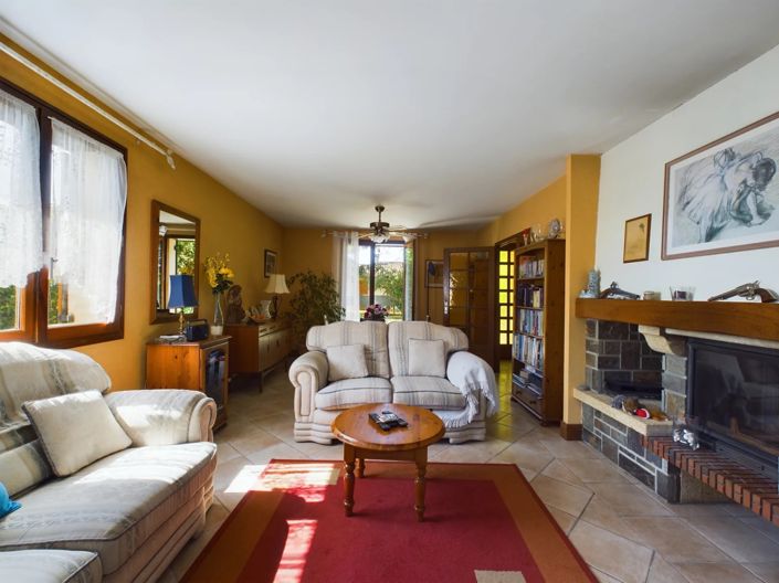 Image No.4-3 Bed House for sale