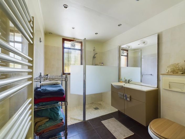 Image No.7-3 Bed House for sale