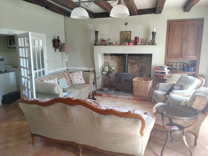 Image No.8-7 Bed Village House for sale