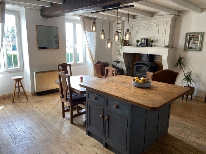 Image No.4-4 Bed Village House for sale