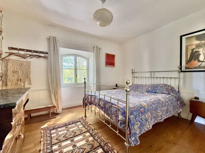 Image No.5-5 Bed House for sale