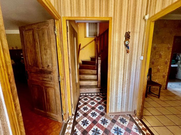 Image No.6-4 Bed House for sale