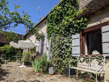 1 - Lignac, Maison de village