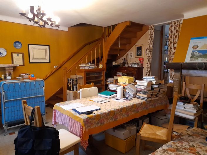 Image No.3-4 Bed House for sale